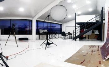Lyona Studio